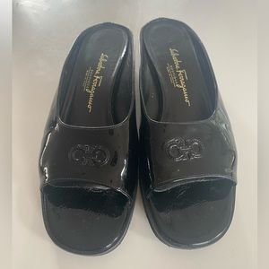 Brand new Ferragamo Italian leather black shoes sandals/slides